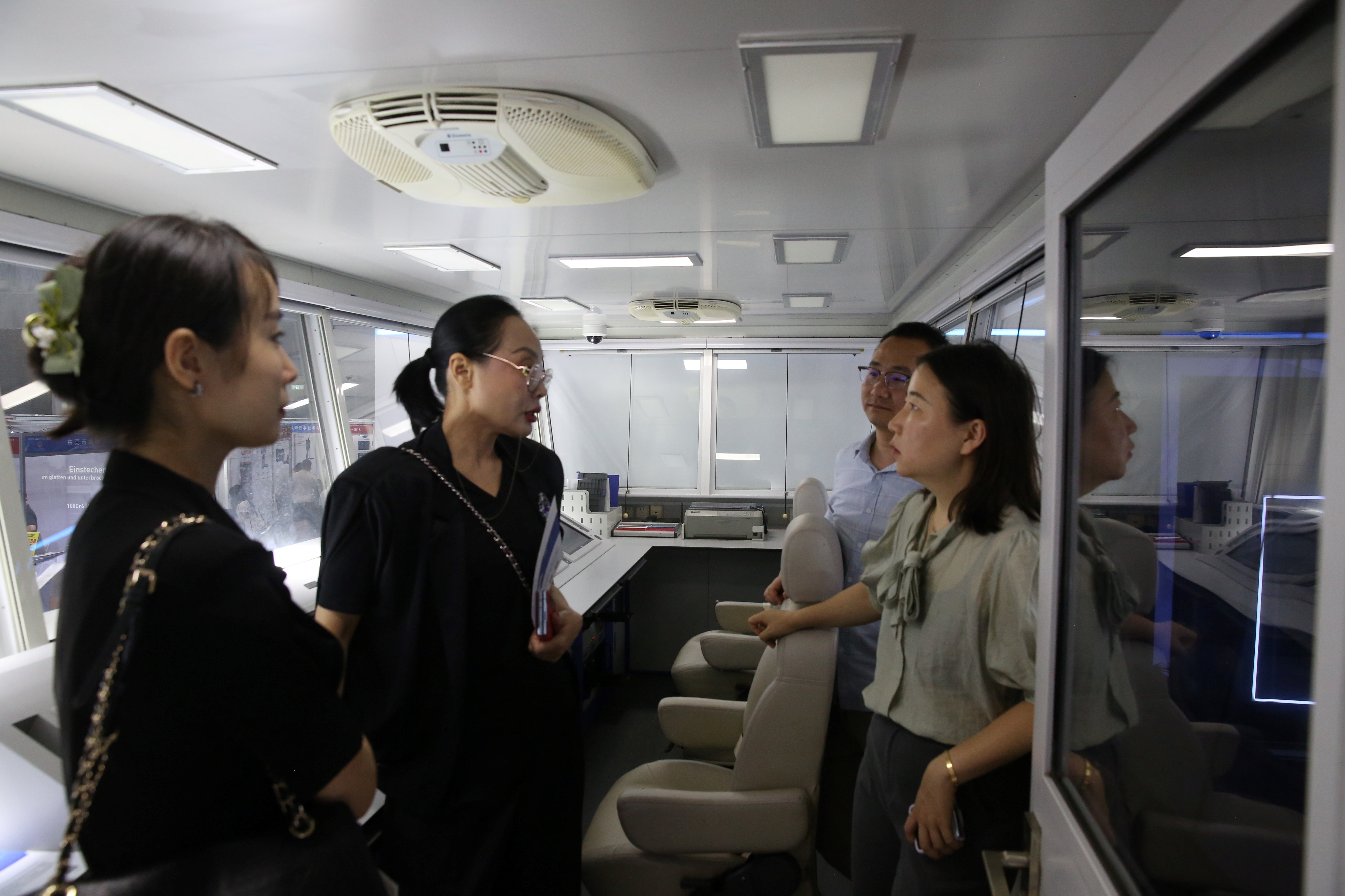 发力新赛道 | 低空空管包管系统精彩亮相_众赢国际版