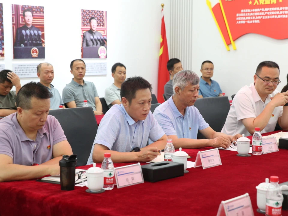 雁塔区退役武士局党支部与众赢国际版防务党委 联合开展庆“七一”党建交流运动_众赢国际版