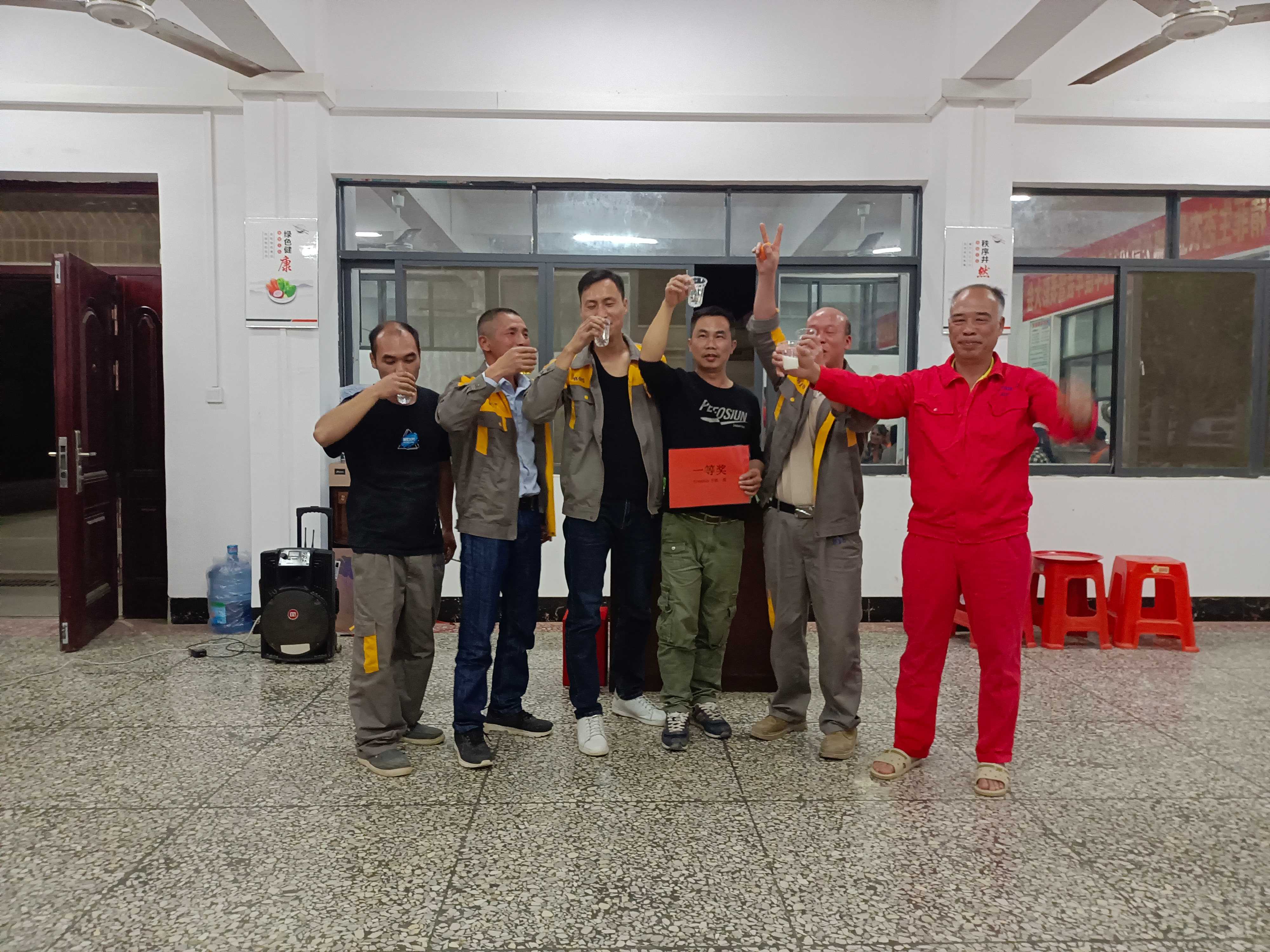 微信图片_20210207113712(1) 微信图片_20210207113712(1)